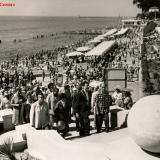 Сочи - Челтенхэм. - 18. На городском пляже. Май, 1958 год. МКУ «Архив г. Сочи». Фотоальбом А-14. Фото 36.